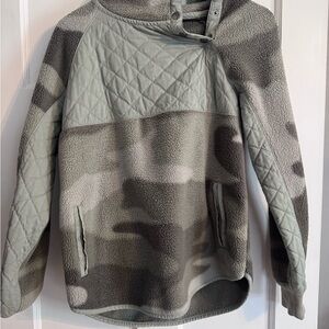Abercrombie Camouflage Fleece Pullover Jacket -